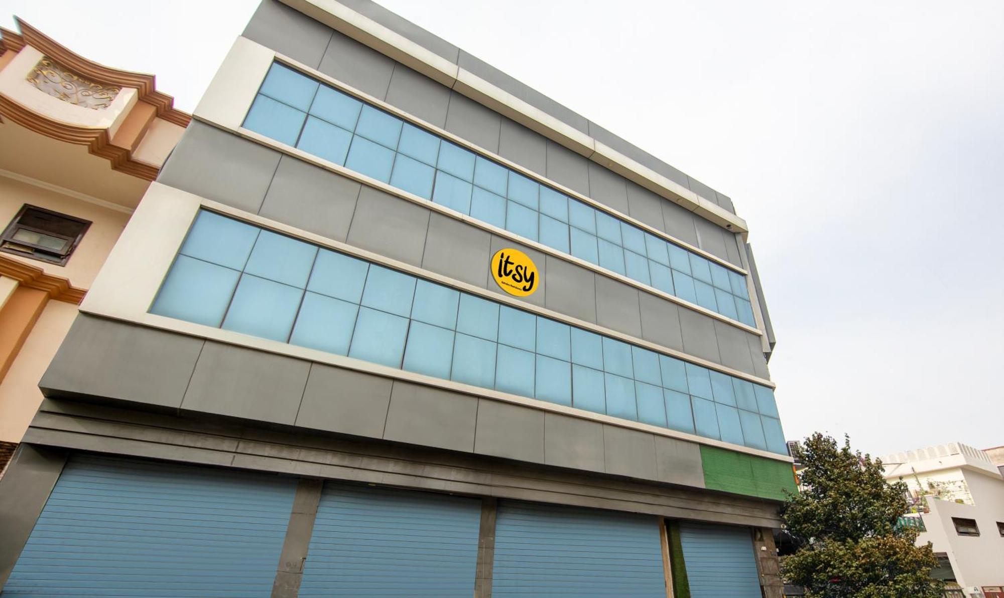 Itsy Hotels Sehdev Residency, Near Golden Temple Amritsar Dış mekan fotoğraf